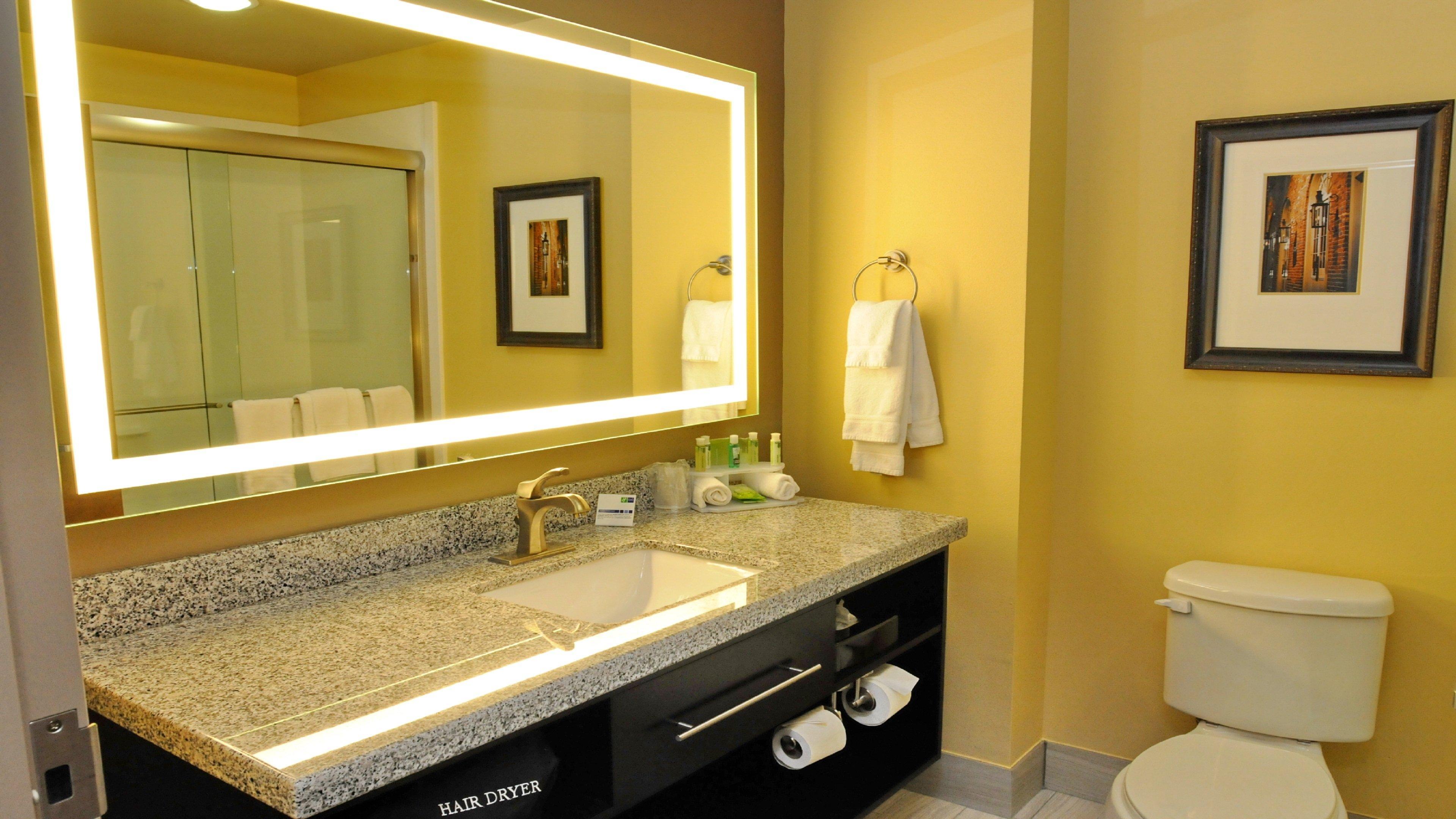 Holiday Inn Express Covington-Madisonville By Ihg Exterior foto