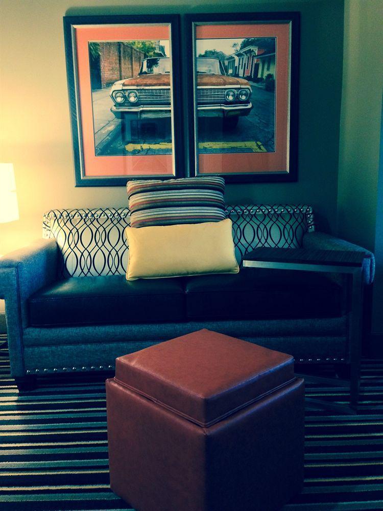 Holiday Inn Express Covington-Madisonville By Ihg Exterior foto